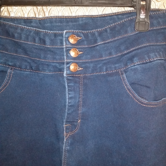 Curve Appeal Tummy Control High Waist Jeans Women's Size 16 - Picture 3 of 6